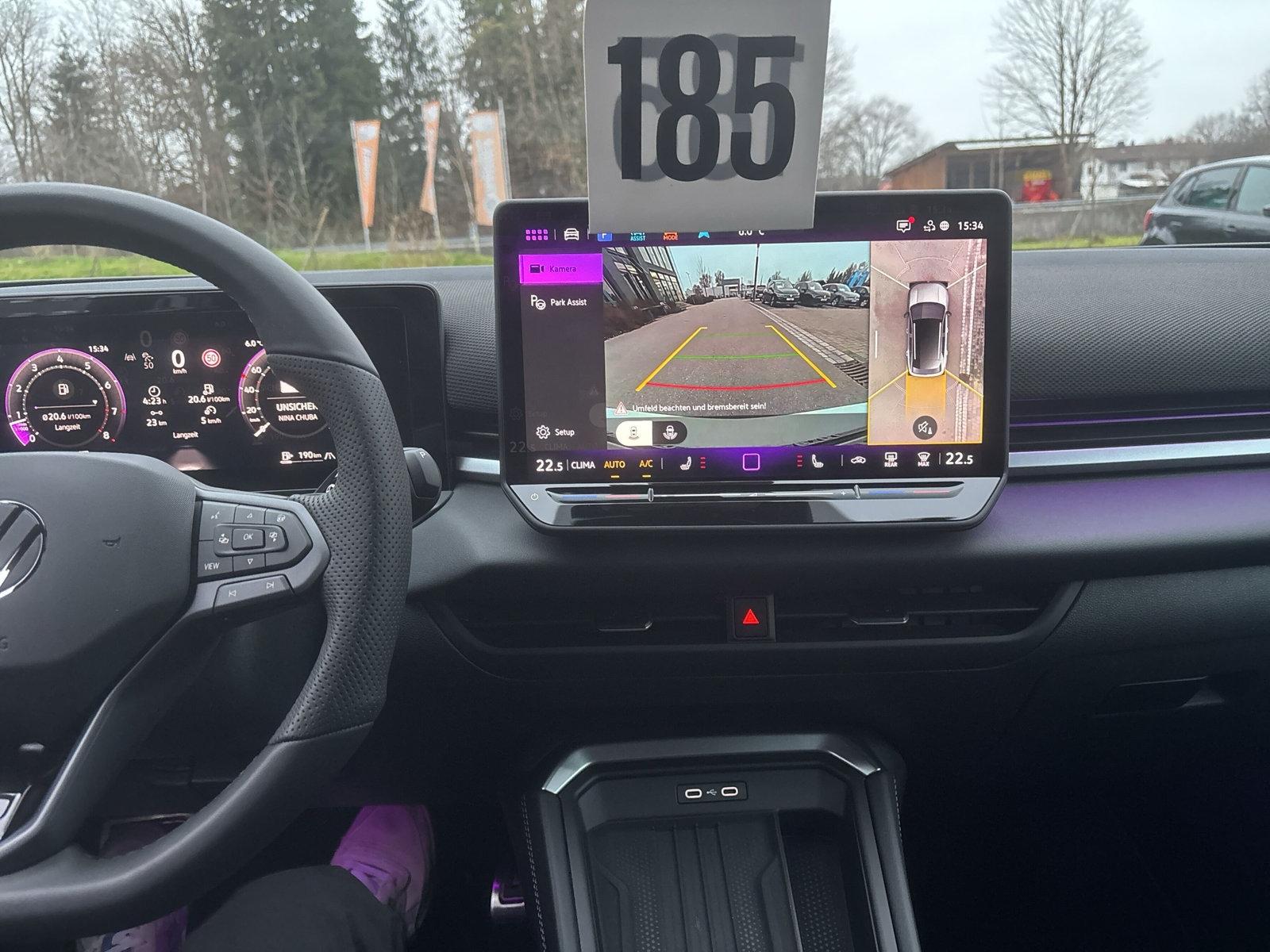 Volkswagen T-Roc 1.5 eTSI DSG R-Line