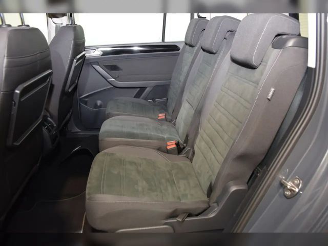 Volkswagen Touran DSG Highline