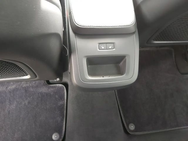 Volvo XC90 AWD Dark Plus