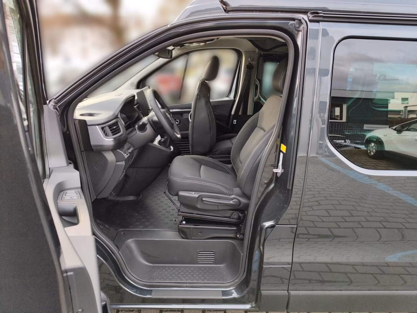 Nissan Primastar L1H1 dCi 170