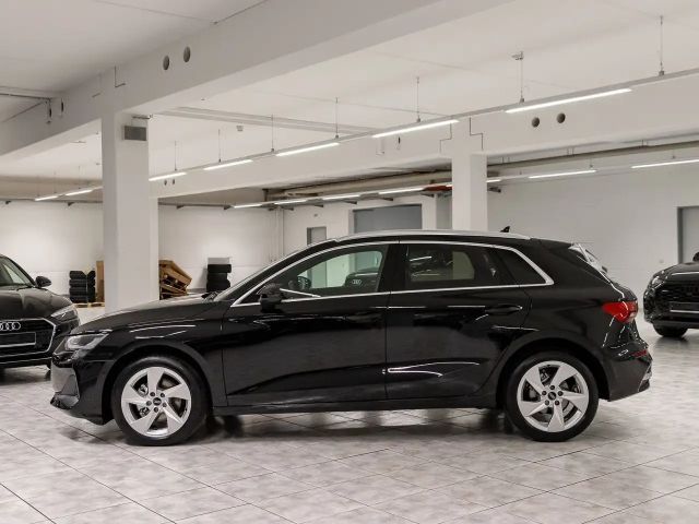 Audi A3 30 TFSI S-Tronic Sedan
