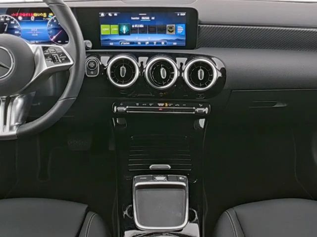 Mercedes-Benz A 200 Progressive