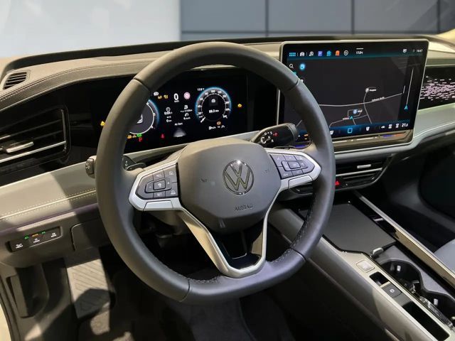 Volkswagen Passat Elegance Elegance
