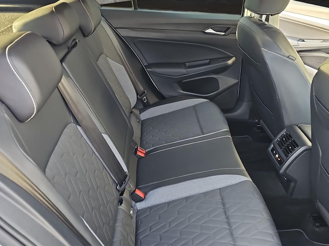 Volkswagen Golf 1.5 TSI