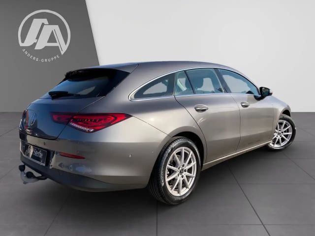 Mercedes-Benz CLA 200 CLA 200 d Shooting Brake