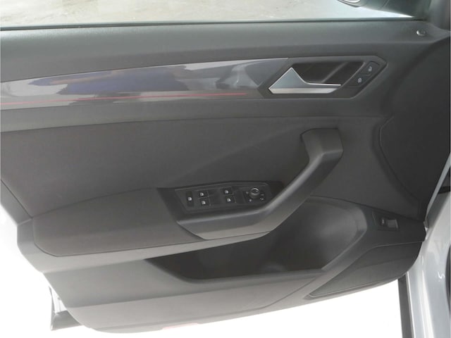 Volkswagen T-Roc 2.0 TSI DSG Sport