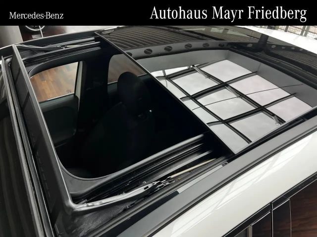 Mercedes-Benz GLA 250 4MATIC AMG Line Premium