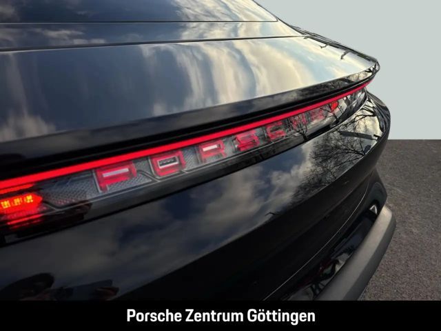 Porsche Taycan 4 Black Edition