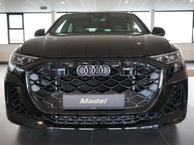 Audi RS Q8 Performance