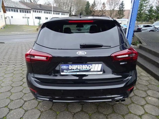 Ford Focus EcoBoost ST Line
