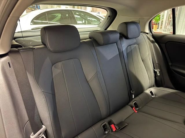 Mercedes-Benz A 200 Progressive