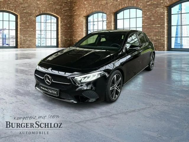 Mercedes-Benz A 220 4MATIC Progressive