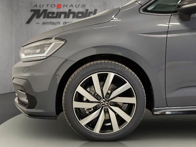 Volkswagen Touran 1.5 TSI DSG R-Line