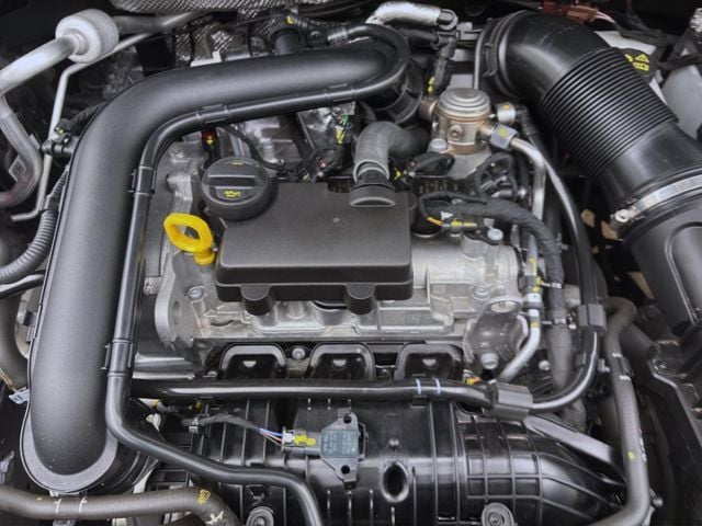 Volkswagen Taigo 1.0 TSI R-Line