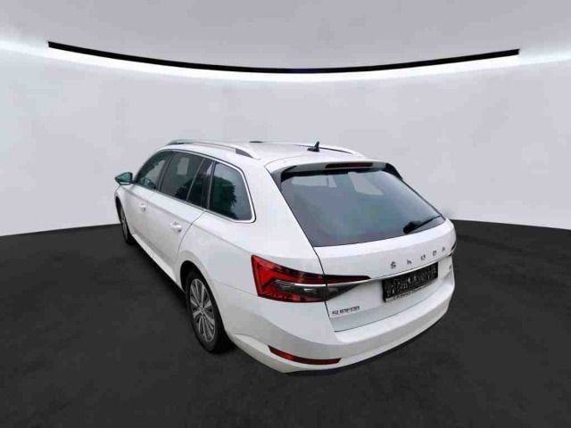 Skoda Superb Combi iV
