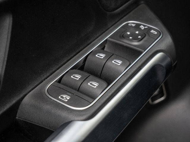 Mercedes-Benz GLB 200 GLB 200 d