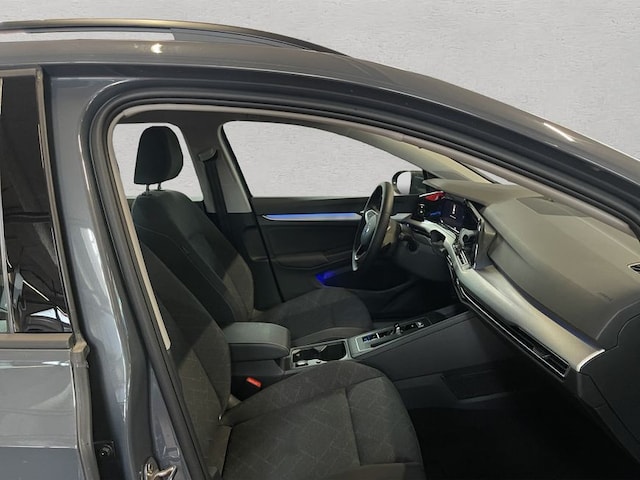 Volkswagen Golf 1.5 eTSI DSG Life Variant