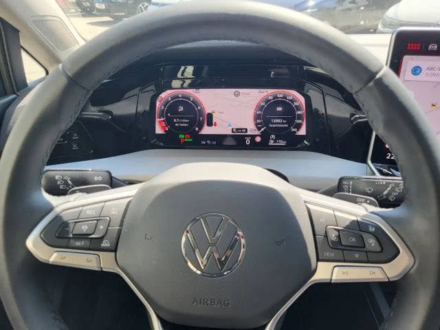 Volkswagen Golf DSG Life