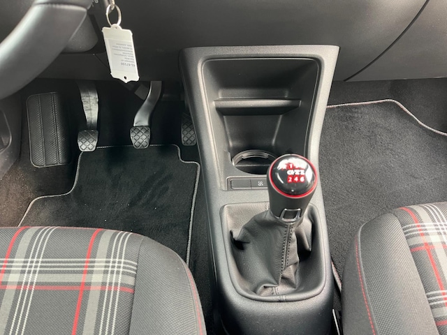 Volkswagen up! 1.0 TSI GTI