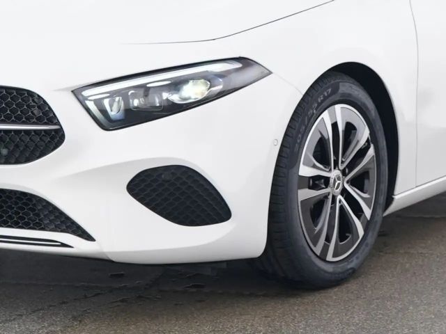 Mercedes-Benz A 200 Progressive