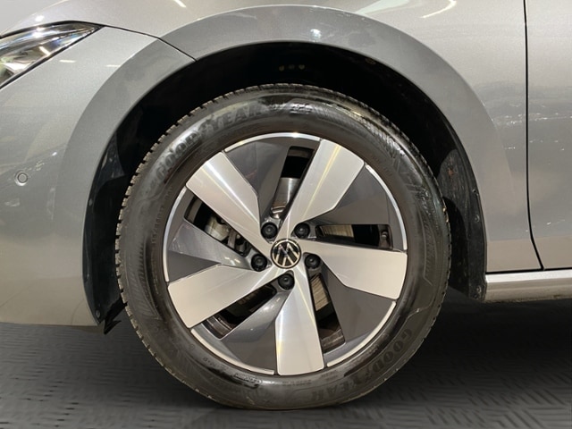 Volkswagen Passat 1.5 eTSI DSG Variant