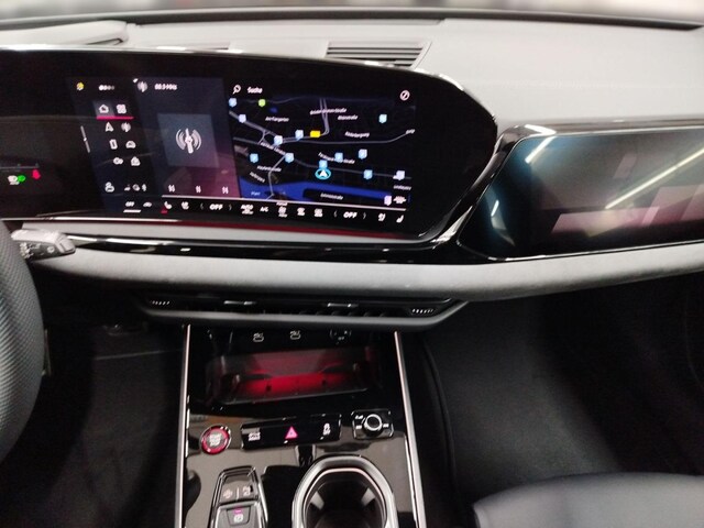 Audi A6 Avant Quattro S-Tronic