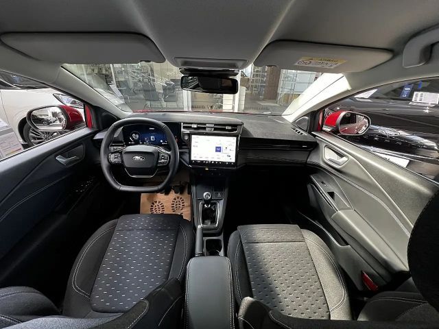 Ford Puma EcoBoost Titanium