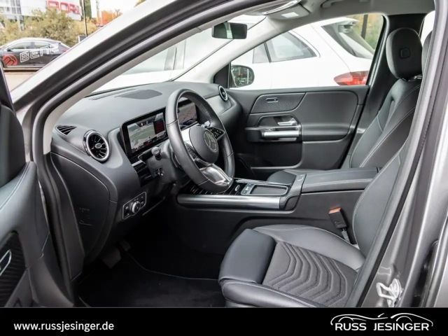 Mercedes-Benz B 180 Progressive Sedan