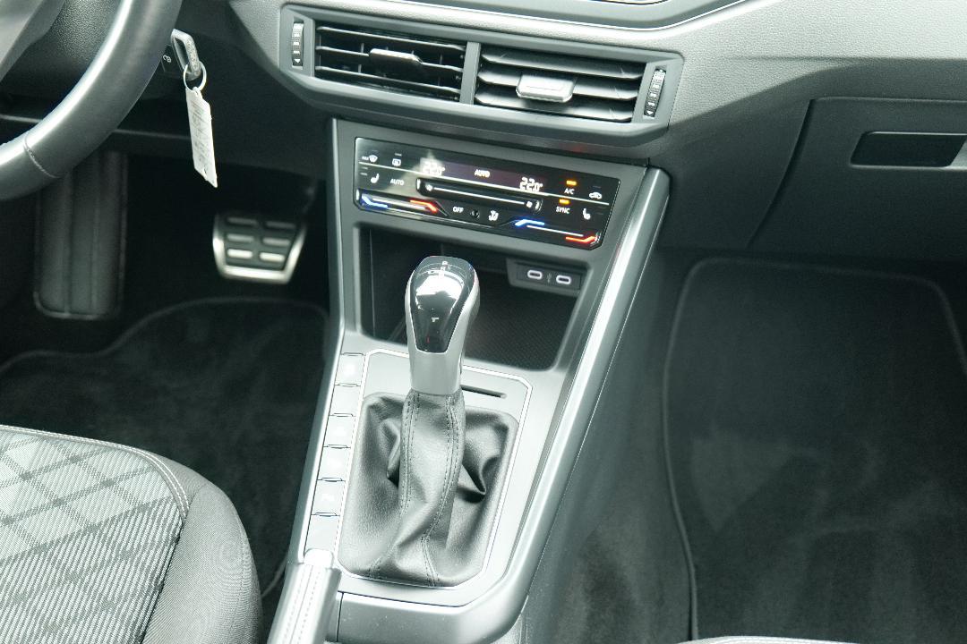 Volkswagen Polo 1.0 TSI DSG R-Line