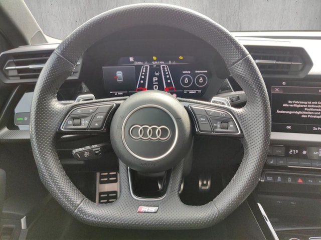 Audi RS3 Quattro S-Tronic Sedan