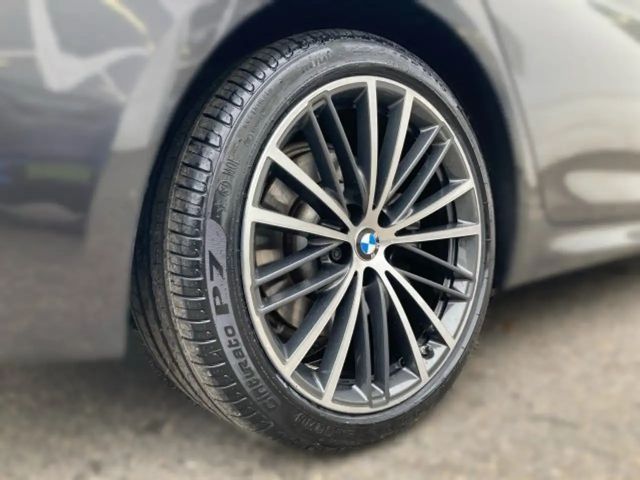 BMW 530 530e Touring xDrive