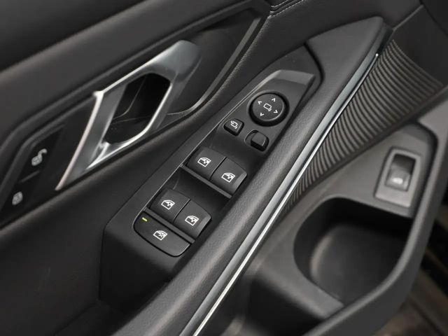 BMW 330 330d M-Sport Touring xDrive