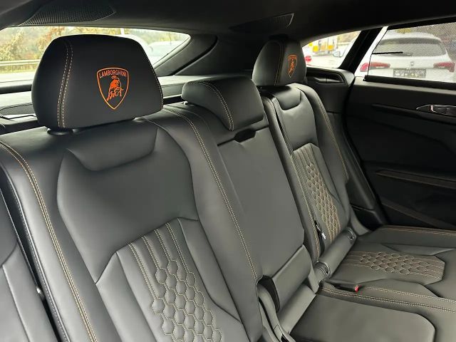Lamborghini Urus SE *Akrapovic*Carbon-Paket*23"*B&O*Pano*