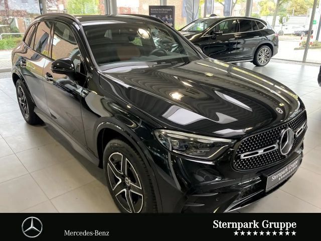 Mercedes-Benz GLC 300 4MATIC AMG Line