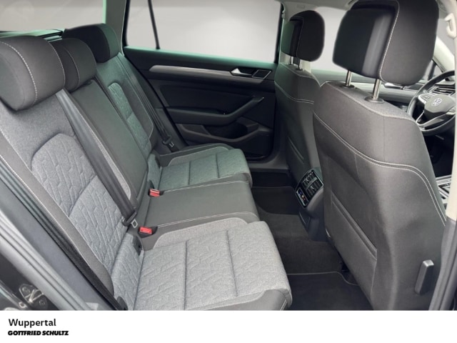 Volkswagen Passat 1.5 TSI Business DSG Variant