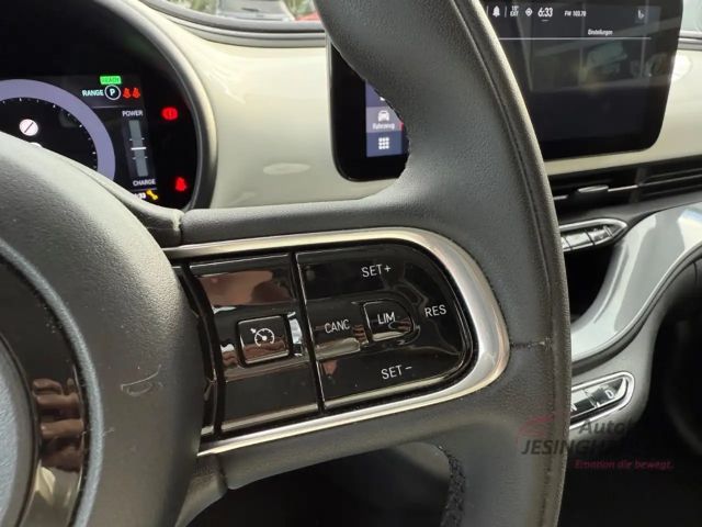 Fiat 500e +Rückfahrkam.+Klimaaut.+Sitzheizung Digitales Cock