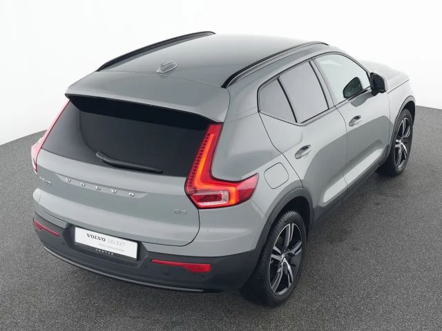 Volvo XC40 Dark Plus