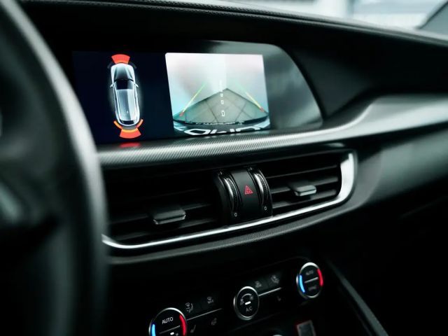 Alfa Romeo Stelvio Q4 Turbo Veloce