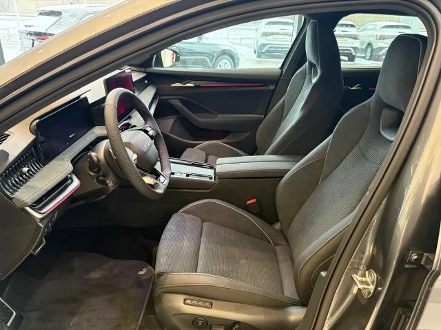 Skoda Superb Sportline iV