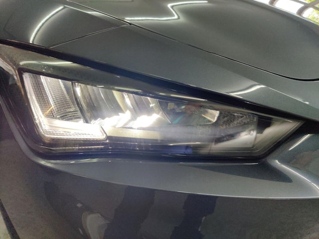 Seat Leon 1.5 eTSI FR-lijn