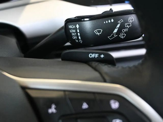 Volkswagen Golf DSG Life