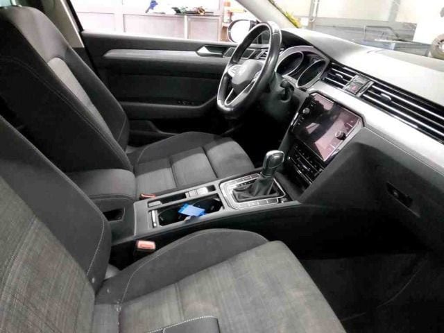 Volkswagen Passat 2.0 TDI Business DSG Variant