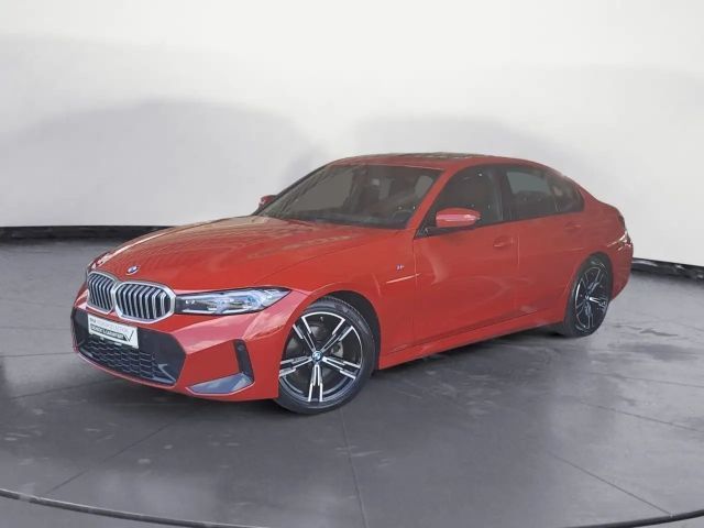 BMW 320 320d M-Sport Sedan xDrive