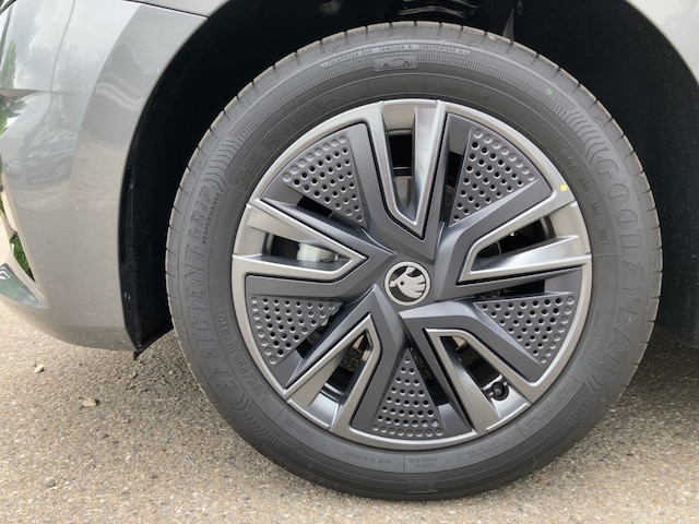 Skoda Fabia 1.0 TSI Tour