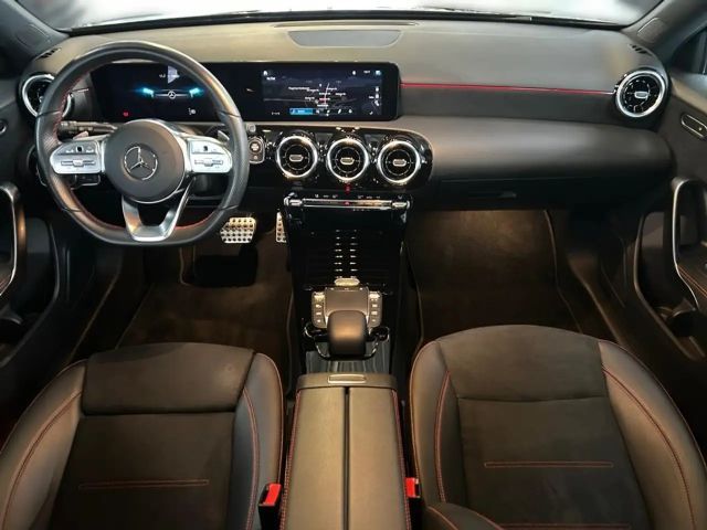 Mercedes-Benz A 200 AMG Line