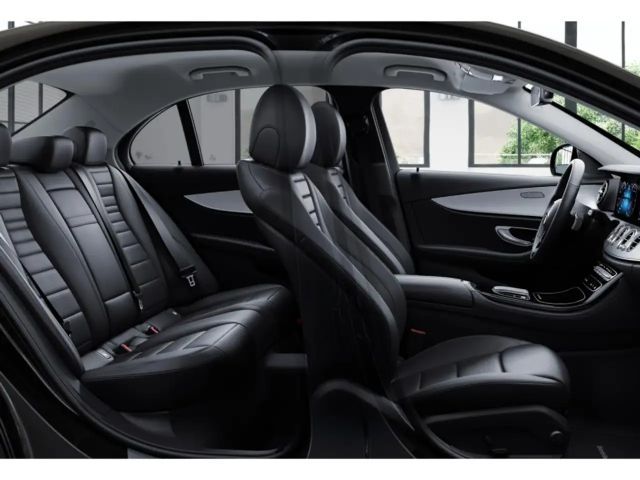 Mercedes-Benz E 220 AVANTGARDE E 220 d Sedan