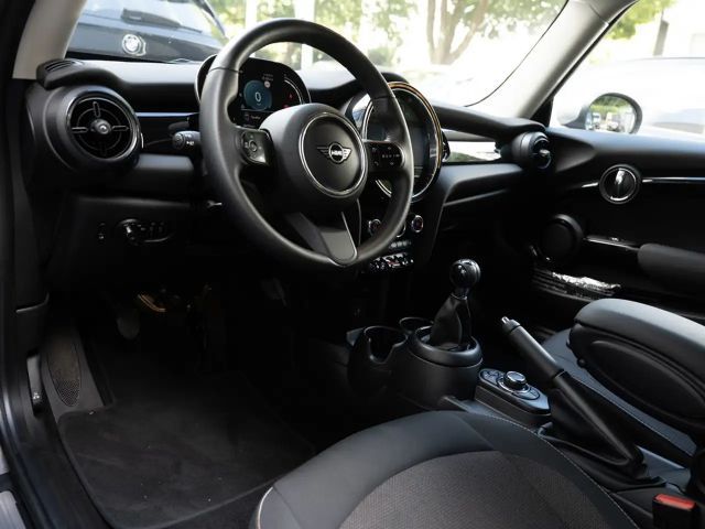 MINI Cooper Resolute Edition Apple Car Play LED