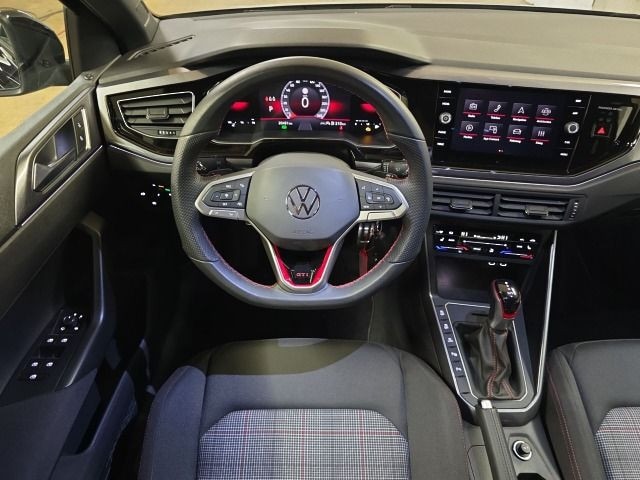 Volkswagen Polo 2.0 TSI DSG GTI IQ.Drive