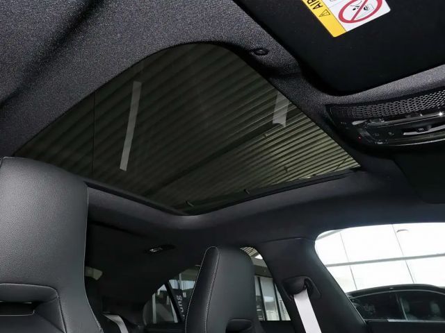 Mercedes-Benz CLA 200 AMG Line Coupé