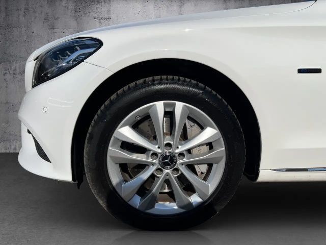 Mercedes-Benz C 300 AVANTGARDE Sedan